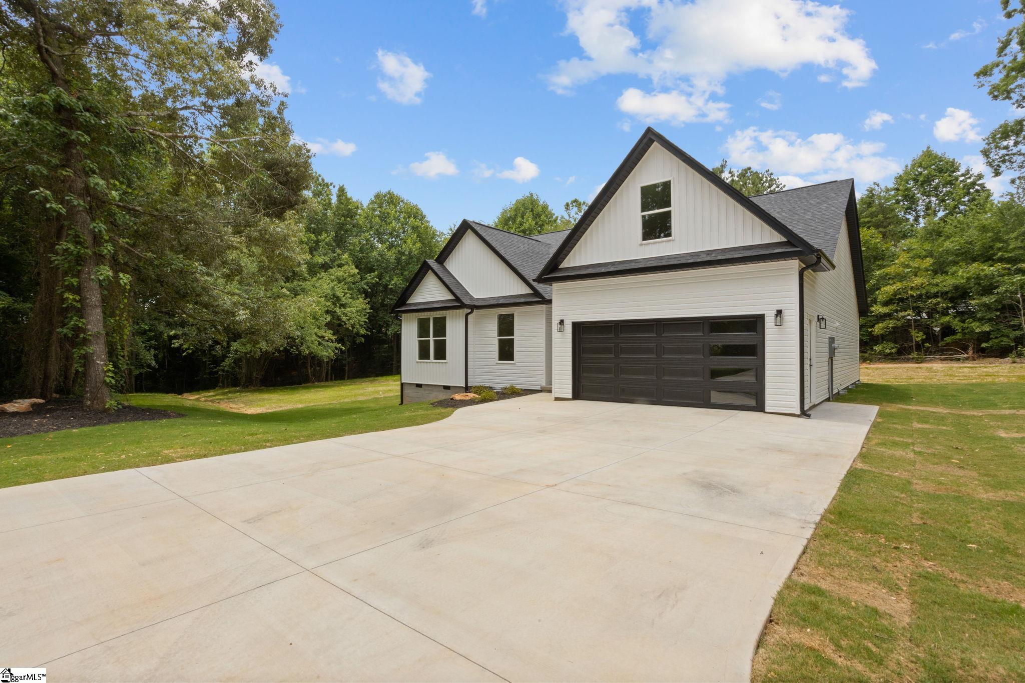 215 Timberlane Road Greer, SC 29651 - Photo 32 of 38