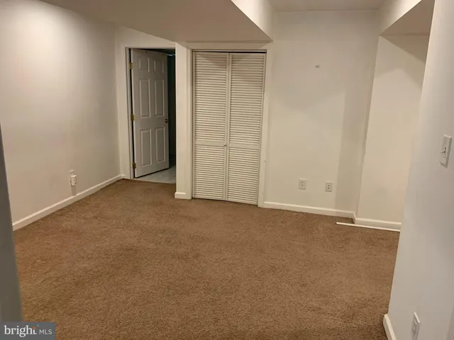 $4,200 | 402 Carpenter Street, Glassboro, NJ 08028