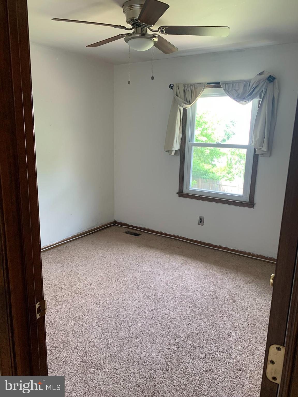 402 Carpenter Street Glassboro, NJ 08028 - Photo 24 of 26