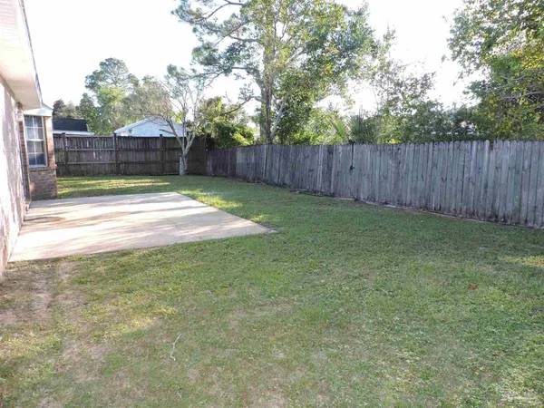 $1,895 | 1913 Gulf Bay Lane, Pensacola, FL 32506