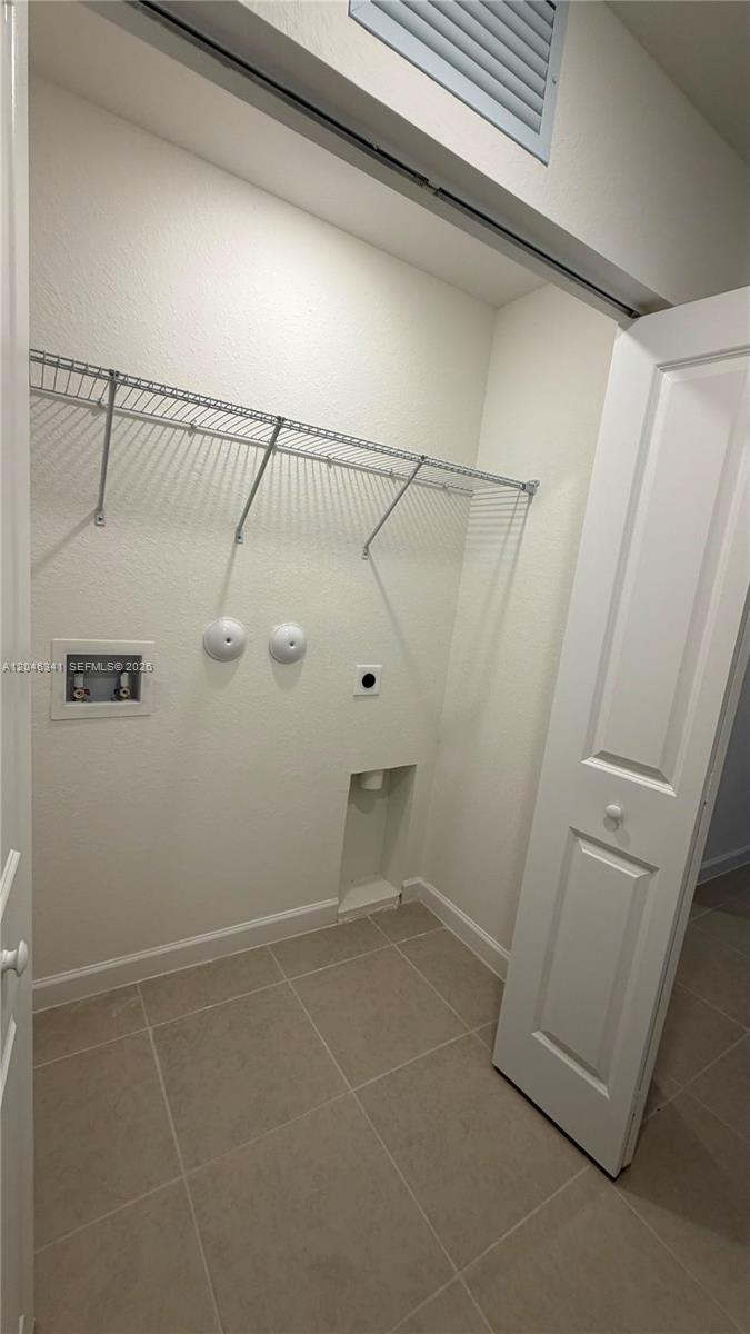 2475 Southeast 29th Street Homestead, FL 33035 - Photo 37 of 48