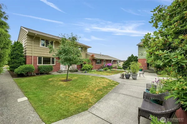 $385,000 | 901 North Forest Street, Unit 127, Bellingham, WA 98225