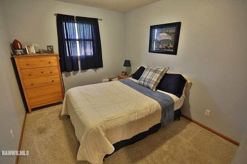 8988 Badger Road East Dubuque, IL 61025 - Photo 17 of 22 Gallery Image 17