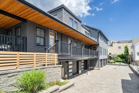 $4,000 | 56 Franklin Street, Unit B, Somerville, MA 02145