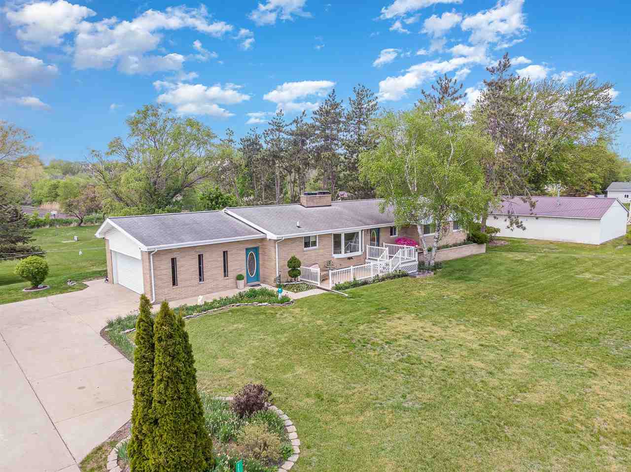 1124 South Huron Road Kawkawlin, MI 48631 - Photo 45 of 49
