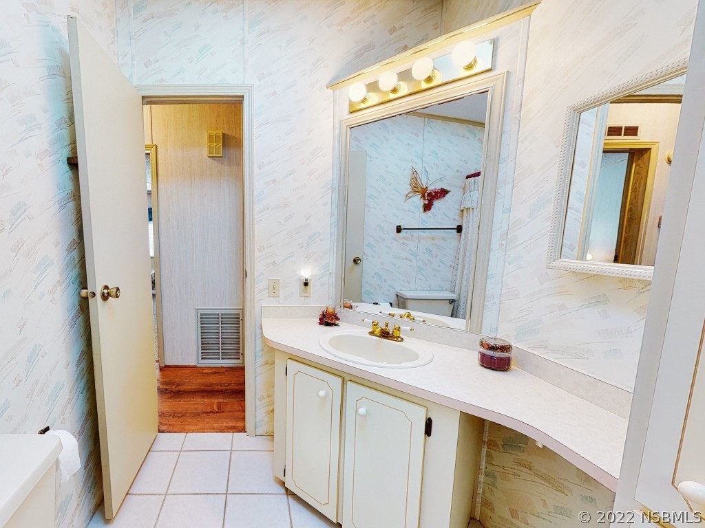 609 Navigators Way Edgewater, FL 32141 - Photo 13 of 38 Gallery Image 13