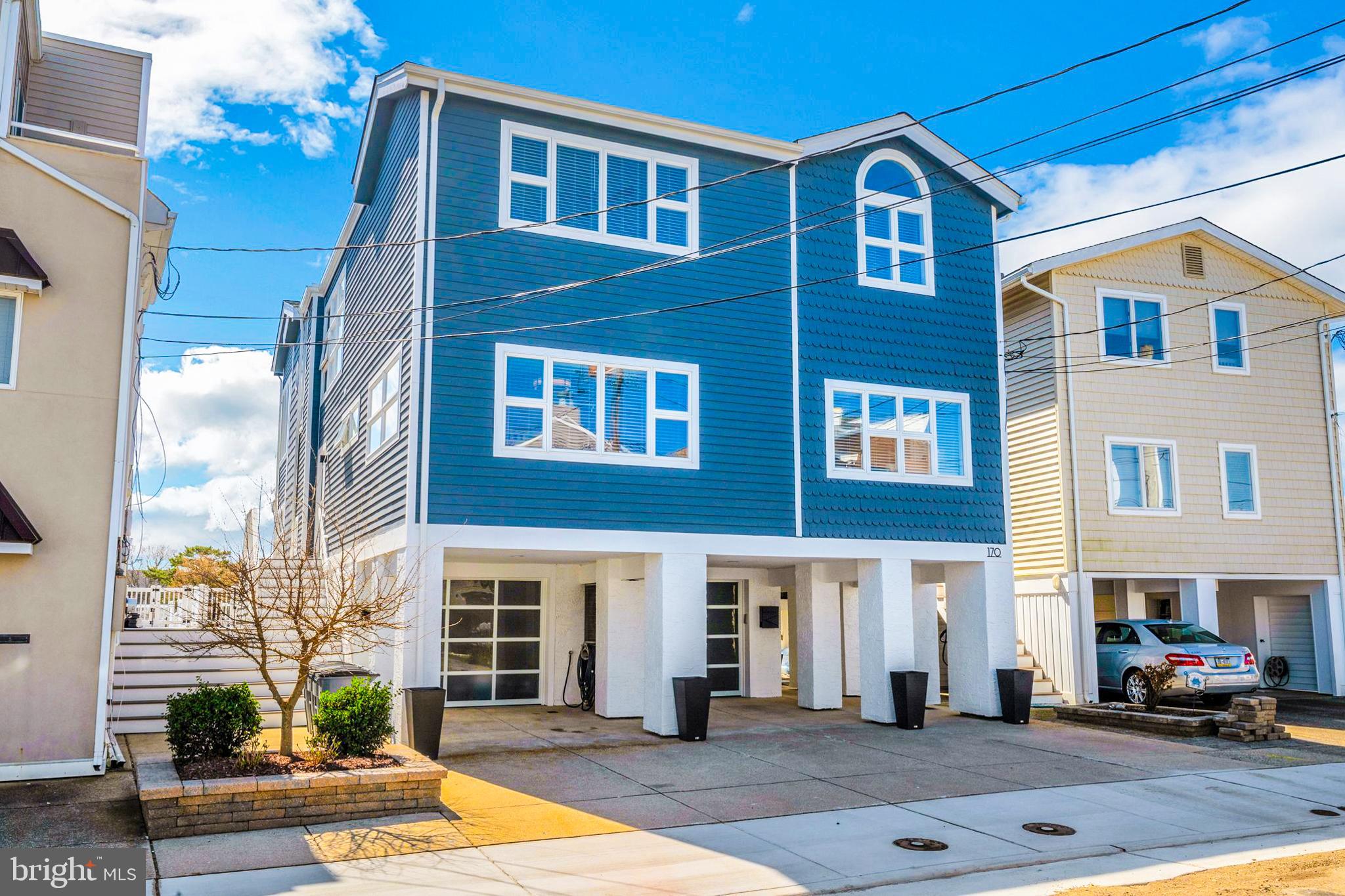 168-170 West 17th St  