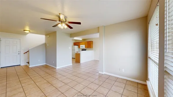 en view interior of the house and natural light