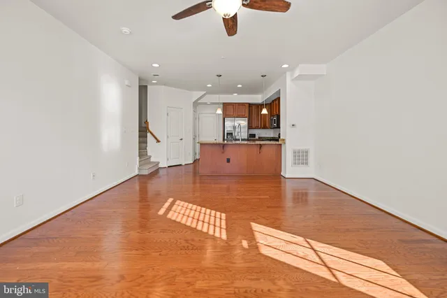 $499,900 | 25928 Racing Sun Drive, Unit 12J, Aldie, VA 20105