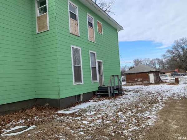 $117,500 | 310 East Detroit Avenue, Monmouth, IL 61462