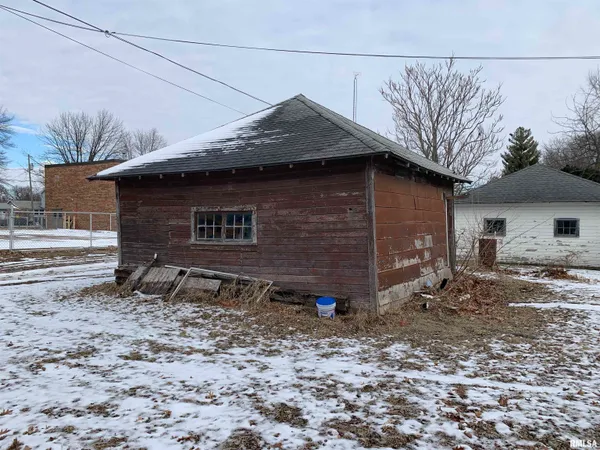 $117,500 | 310 East Detroit Avenue, Monmouth, IL 61462