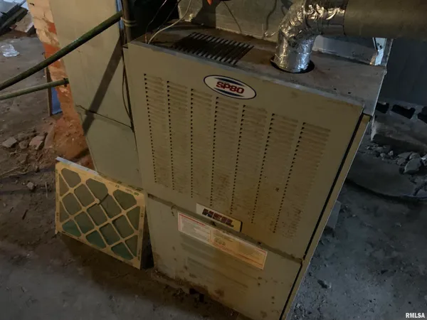 $117,500 | 310 East Detroit Avenue, Monmouth, IL 61462