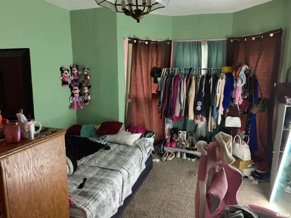 $117,500 | 310 East Detroit Avenue, Monmouth, IL 61462