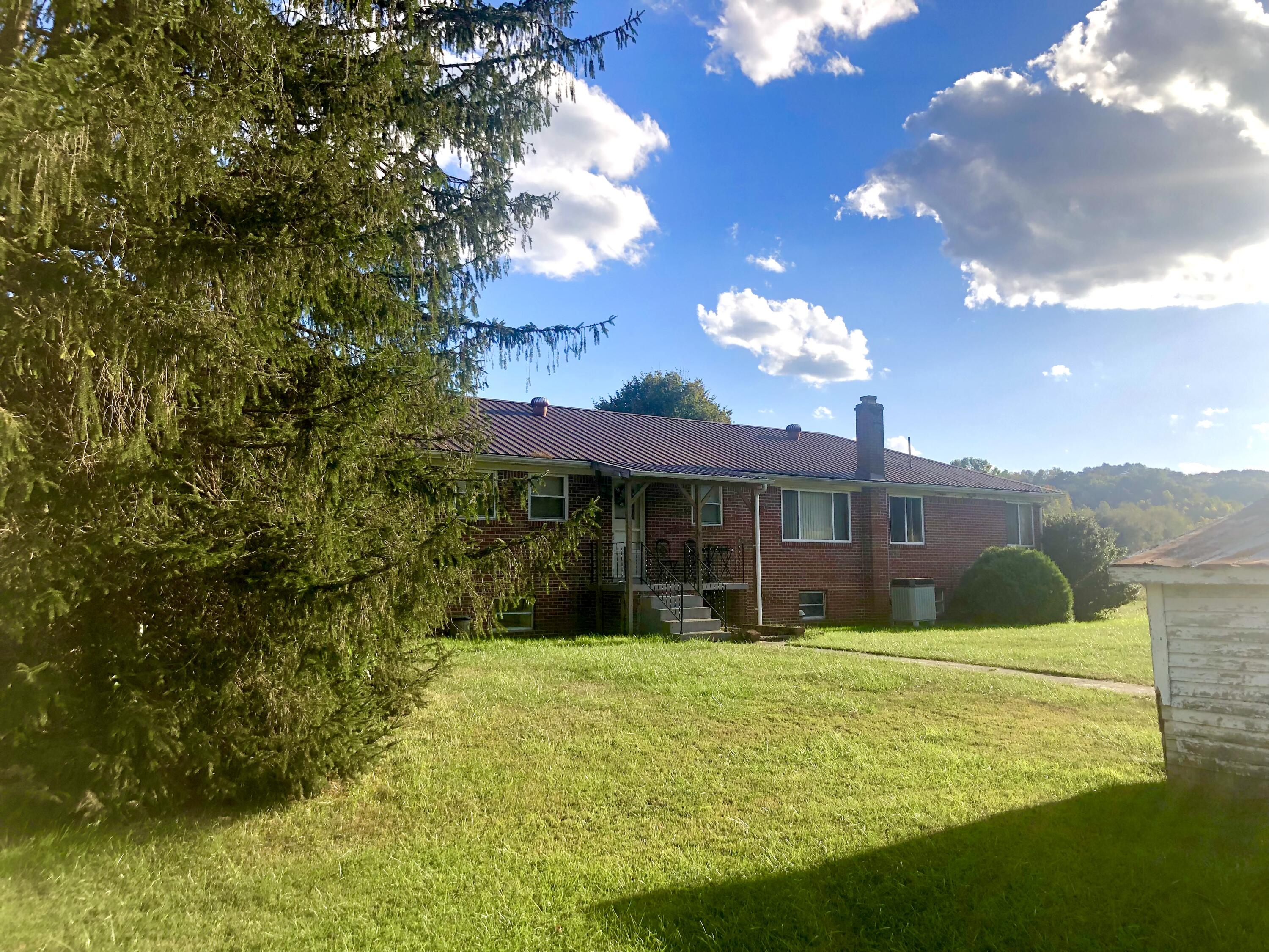2352 Pattonsville Road Duffield, VA 24244 - Photo 2 of 19 6CBFE3A4-48A4-4FE0-926E-47C7FB98BB31