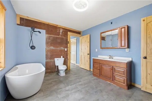 $229,500 | 33646 West Laser Road, New Hampton, MO 64471