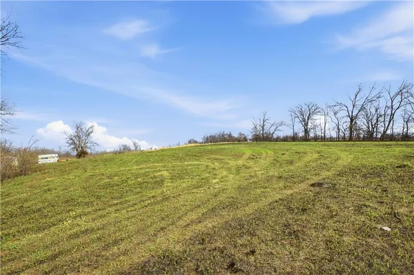 $229,500 | 33646 West Laser Road, New Hampton, MO 64471