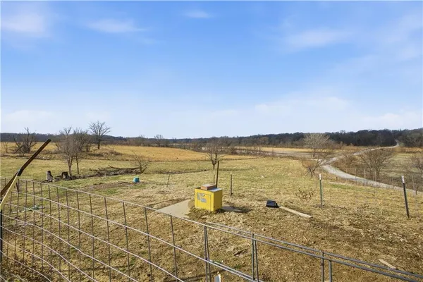 $229,500 | 33646 West Laser Road, New Hampton, MO 64471