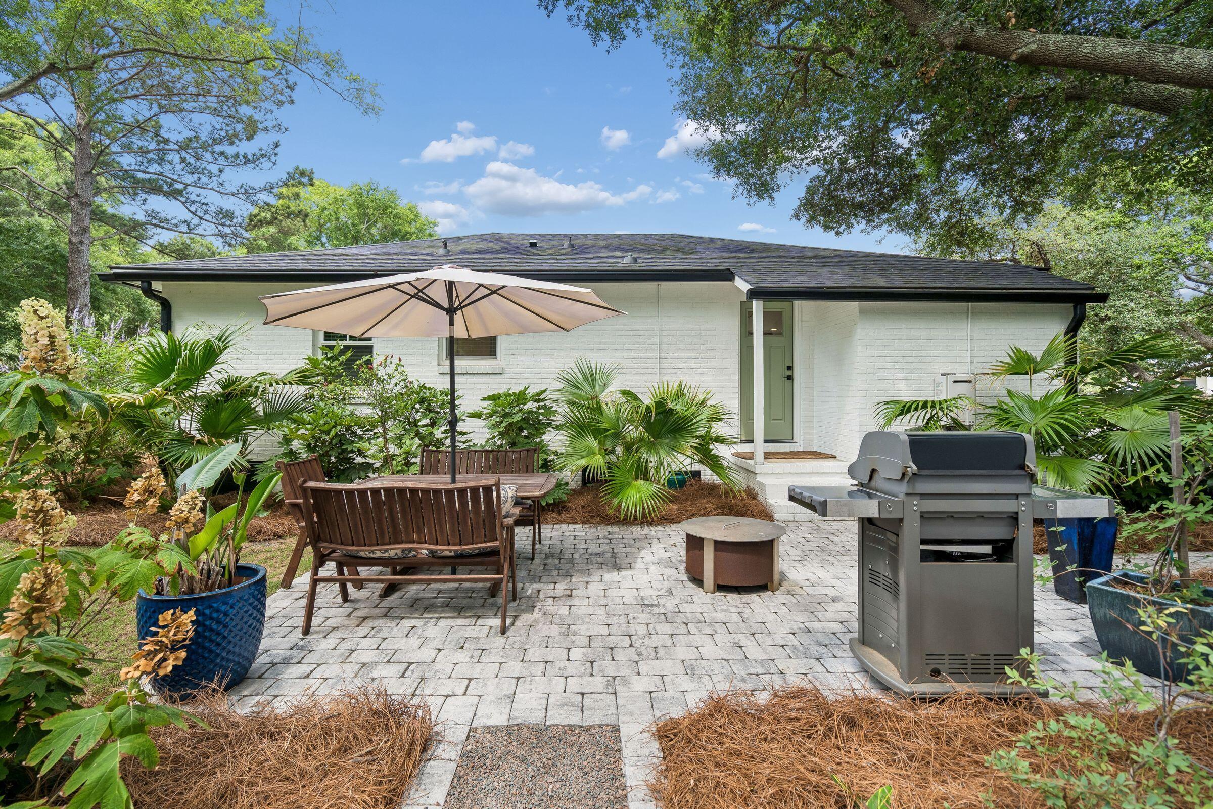 4 Ellen Avenue Mount Pleasant, SC 29464 - Photo 27 of 31 4EllenAve-KeenEyeMarketing-049