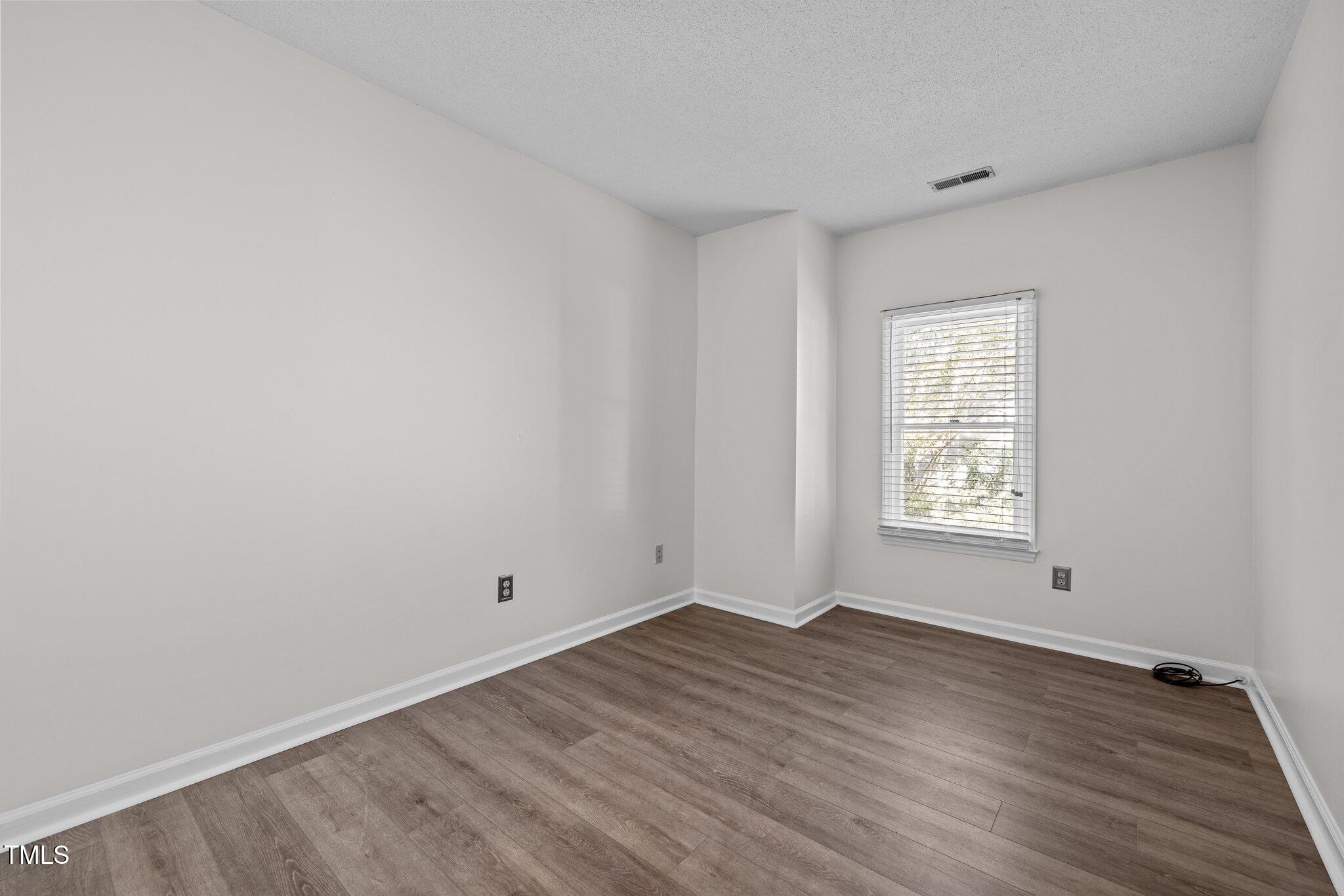 1706 Township Circle Raleigh, NC 27609 - Photo 22 of 38 13-web-or-mls-5Z8A3401