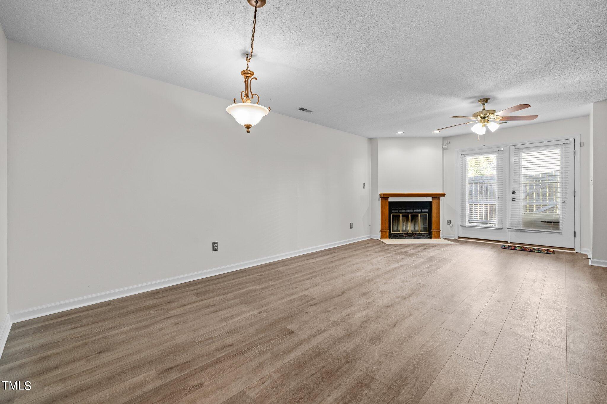 1706 Township Circle Raleigh, NC 27609 - Photo 9 of 38 23-web-or-mls-5Z8A3431
