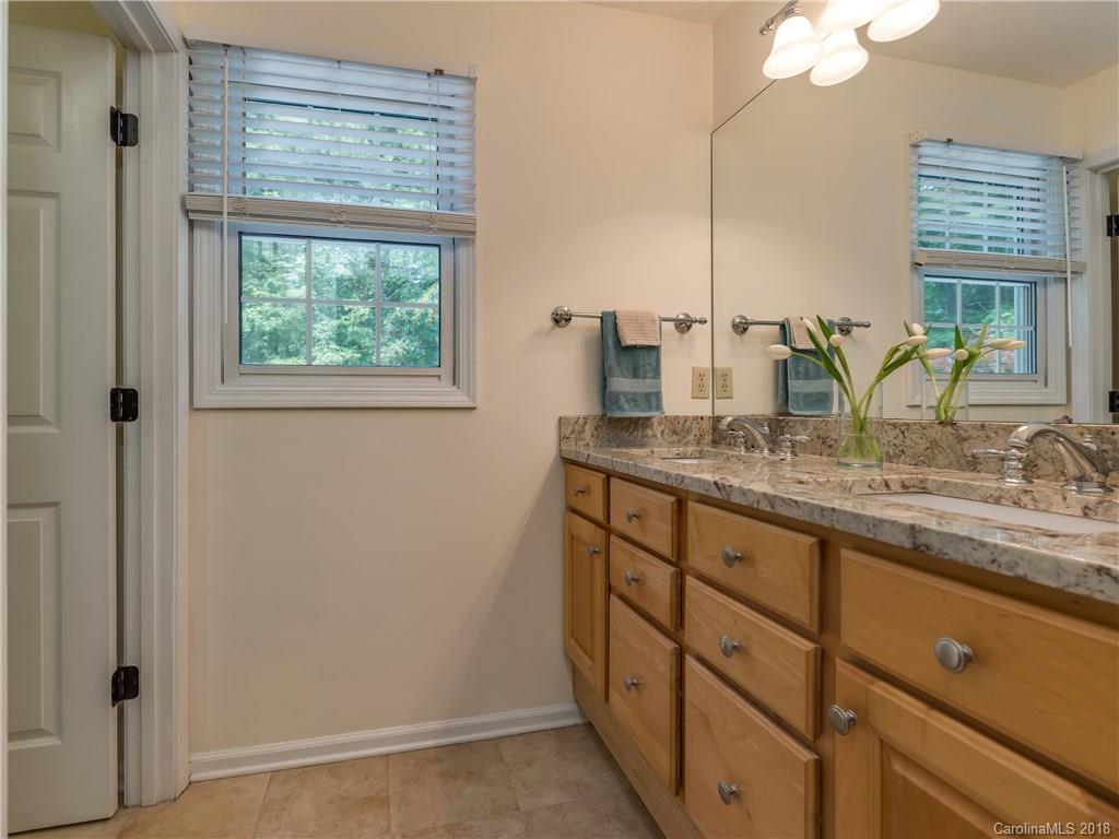329 Thomas Road Hendersonville, NC 28739 - Photo 16 of 34 Gallery Image 16