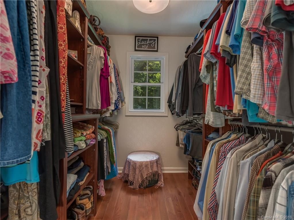 329 Thomas Road Hendersonville, NC 28739 - Photo 18 of 34 Gallery Image 18