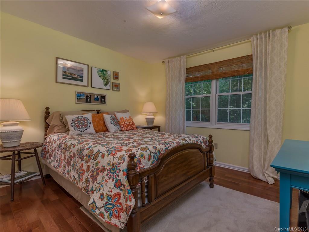329 Thomas Road Hendersonville, NC 28739 - Photo 21 of 34 Gallery Image 21