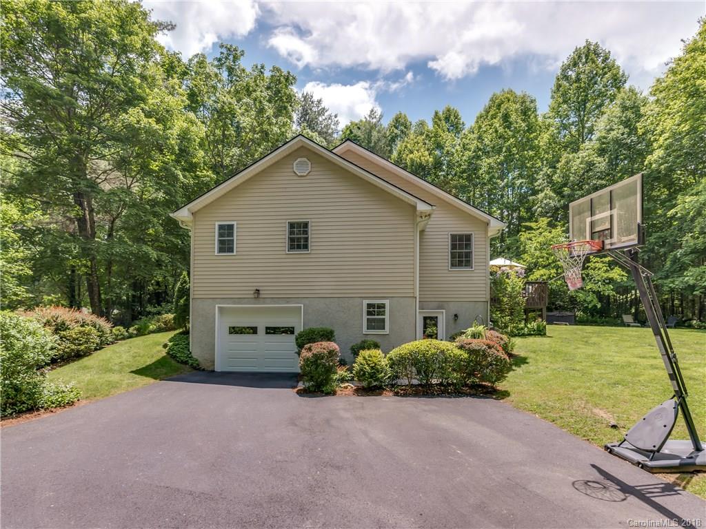 329 Thomas Road Hendersonville, NC 28739 - Photo 29 of 34 Gallery Image 29