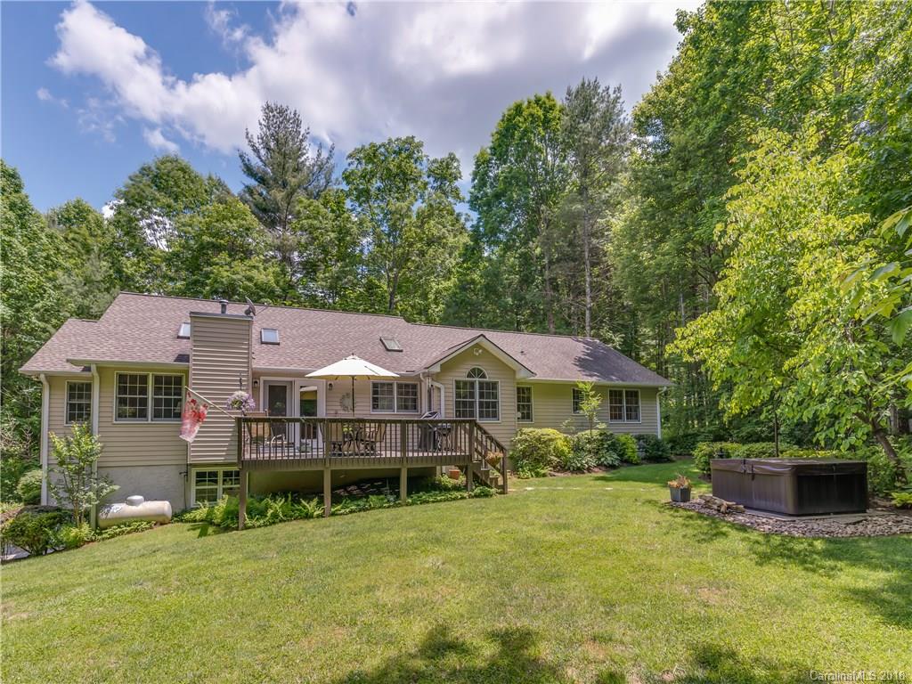 329 Thomas Road Hendersonville, NC 28739 - Photo 30 of 34 Gallery Image 30