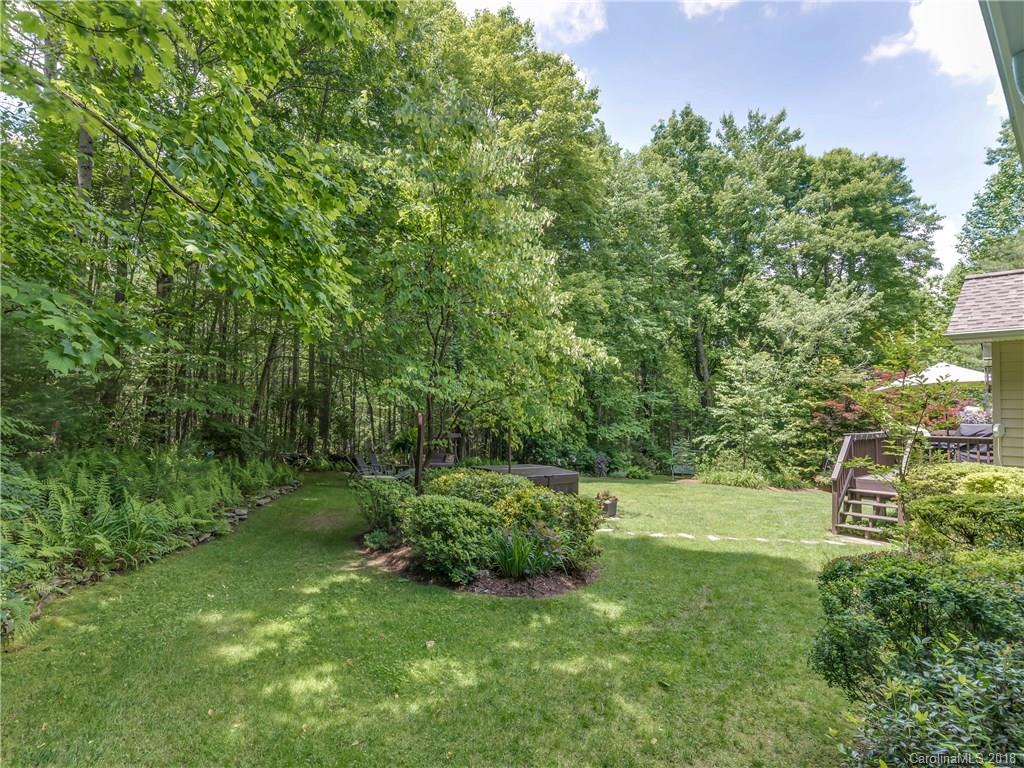 329 Thomas Road Hendersonville, NC 28739 - Photo 32 of 34 Gallery Image 32