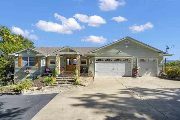 $1,195,000 | 1079 Uu-8, Blue Eye, MO 65611