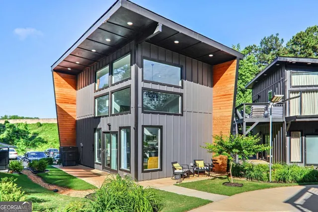 $195,000 | 3120 Godby Road, Unit 1132, Atlanta, GA 30349