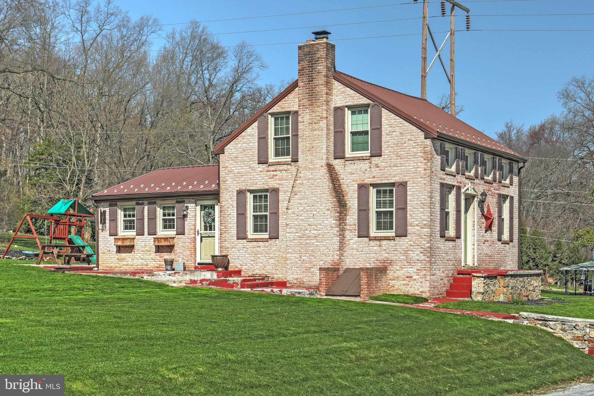 508 Rockville Road Spring Grove, PA 17362 - Photo 3 of 40