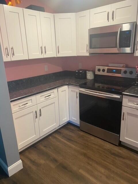 14 Proulx Court Springvale, ME 04083 - Photo 12 of 20 14 Proulx 20