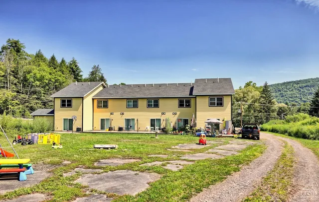 $1,450,000 | 15023 Highway 23, Prattsville, NY 12468