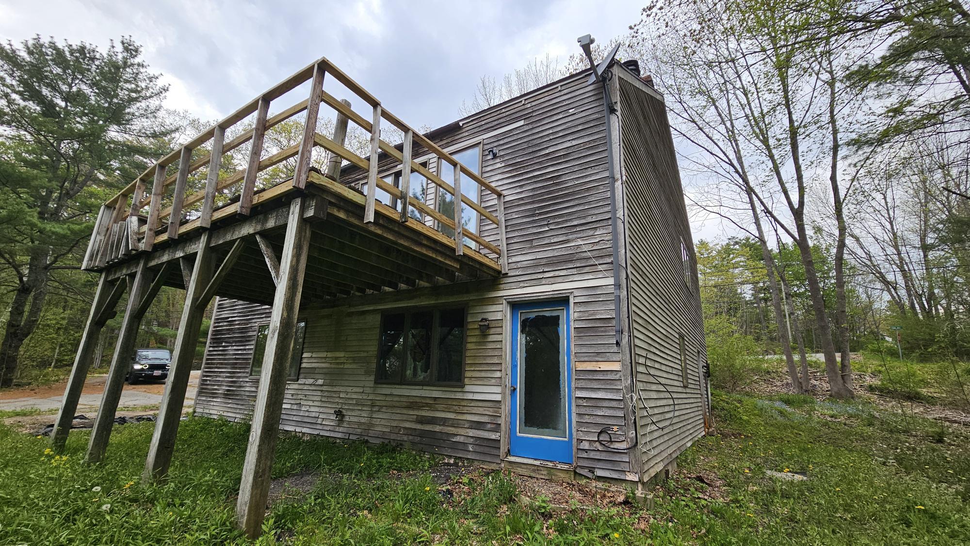 37 Cobb Road Camden, ME 04843 - Photo 3 of 42 20260519_172752