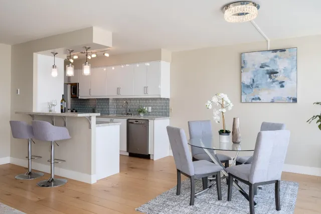 $648,000 | 1555 Lakeside Drive, Unit 184, Oakland, CA 94612