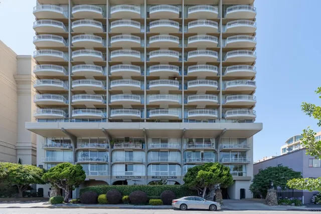 $648,000 | 1555 Lakeside Drive, Unit 184, Oakland, CA 94612