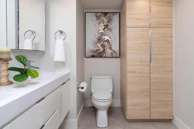 $648,000 | 1555 Lakeside Drive, Unit 184, Oakland, CA 94612