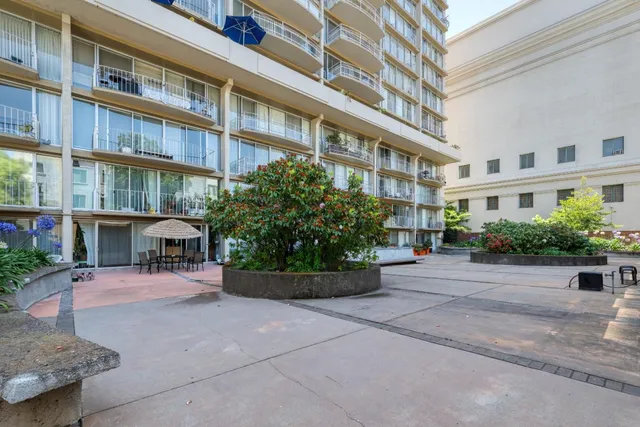 $648,000 | 1555 Lakeside Drive, Unit 184, Oakland, CA 94612