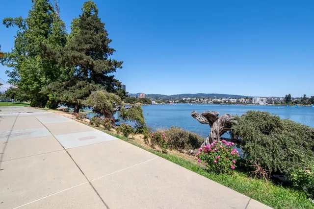 $648,000 | 1555 Lakeside Drive, Unit 184, Oakland, CA 94612