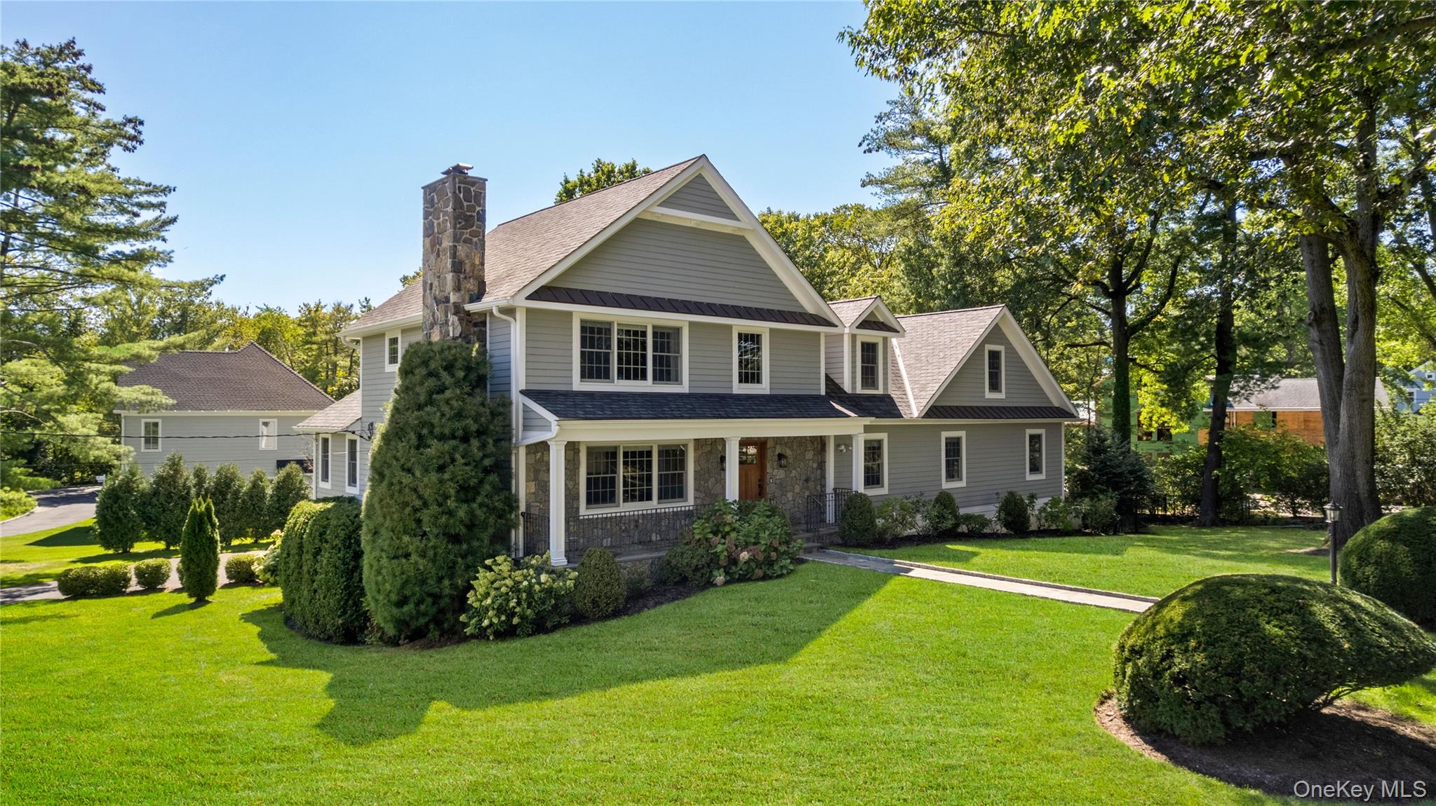 31 Garden Road Harrison, NY 10528 - Photo 2 of 35