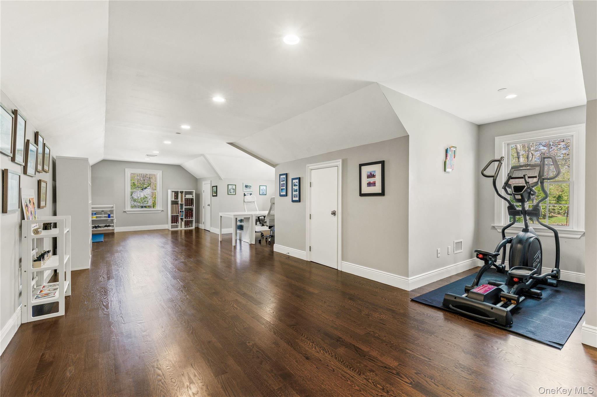 31 Garden Road Harrison, NY 10528 - Photo 22 of 35