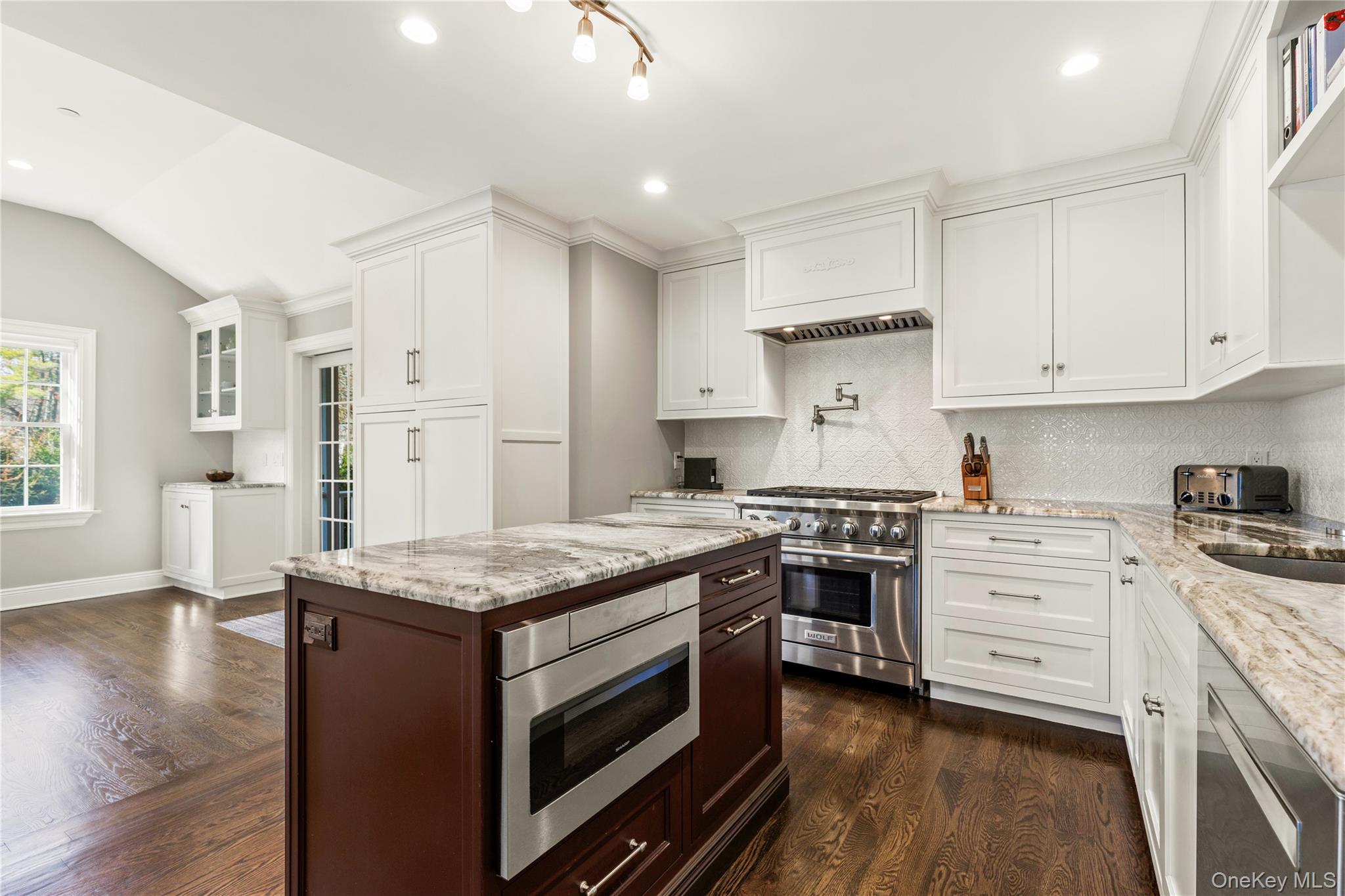 31 Garden Road Harrison, NY 10528 - Photo 8 of 35