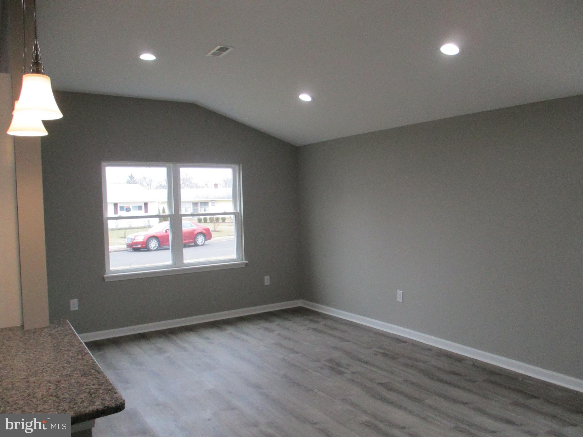 109 Border Rock Road Levittown, PA 19057 - Photo 12 of 51 Gallery Image 12