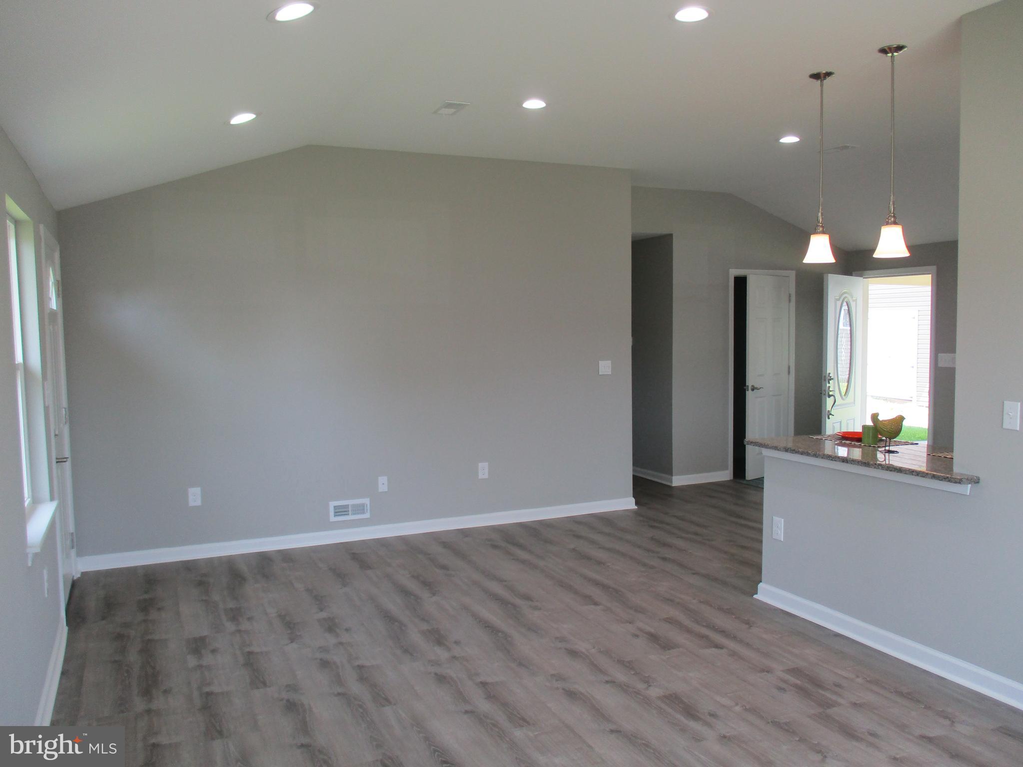 109 Border Rock Road Levittown, PA 19057 - Photo 13 of 51 Gallery Image 13