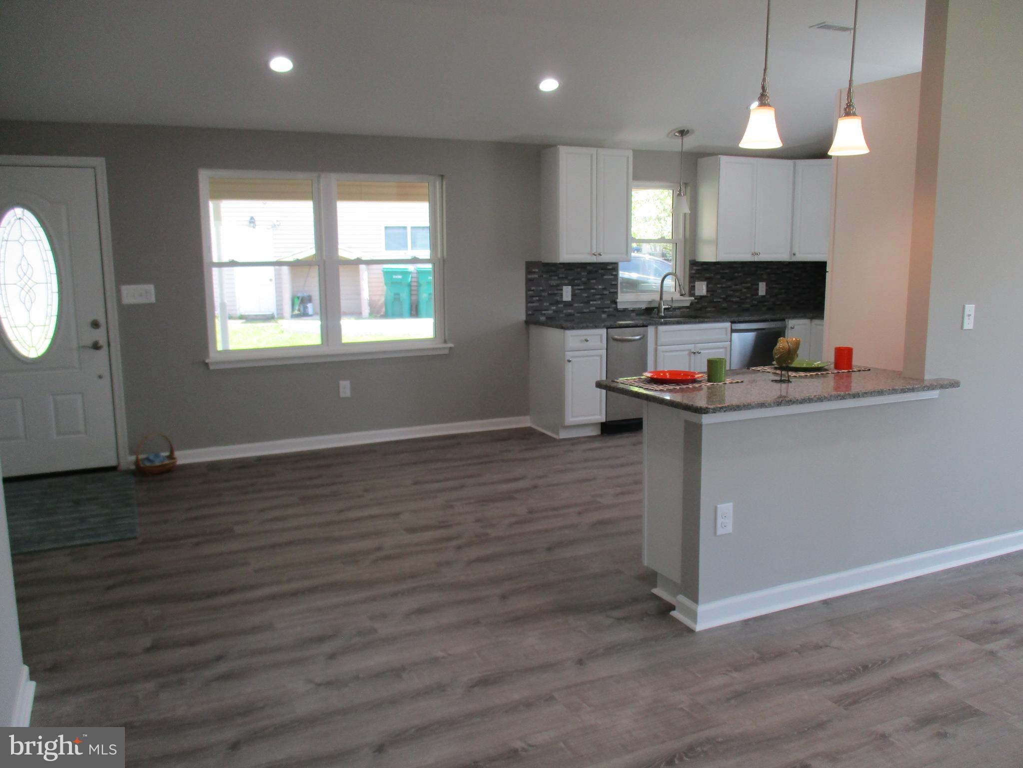 109 Border Rock Road Levittown, PA 19057 - Photo 16 of 51 Gallery Image 16