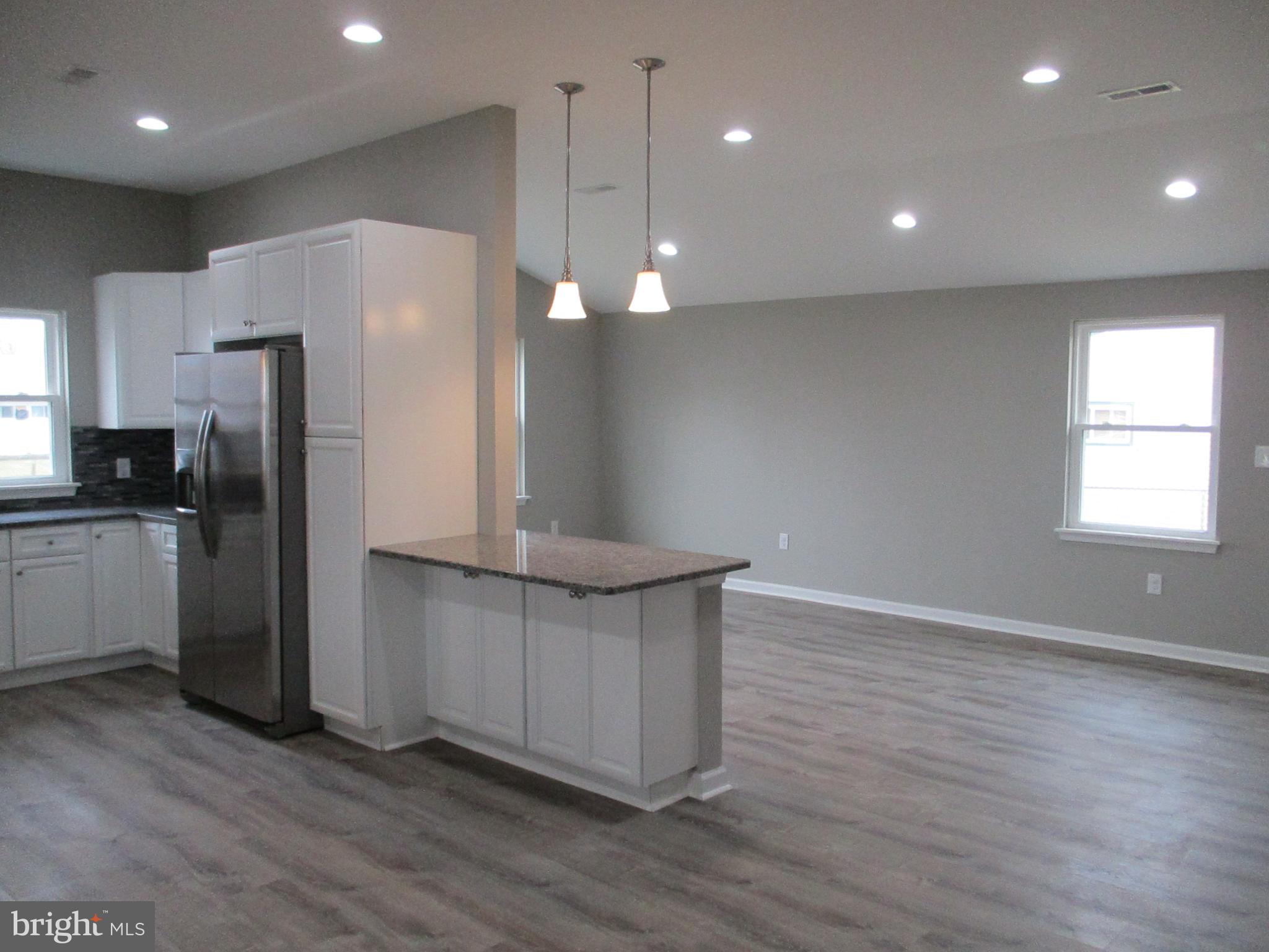 109 Border Rock Road Levittown, PA 19057 - Photo 3 of 51 Gallery Image 3