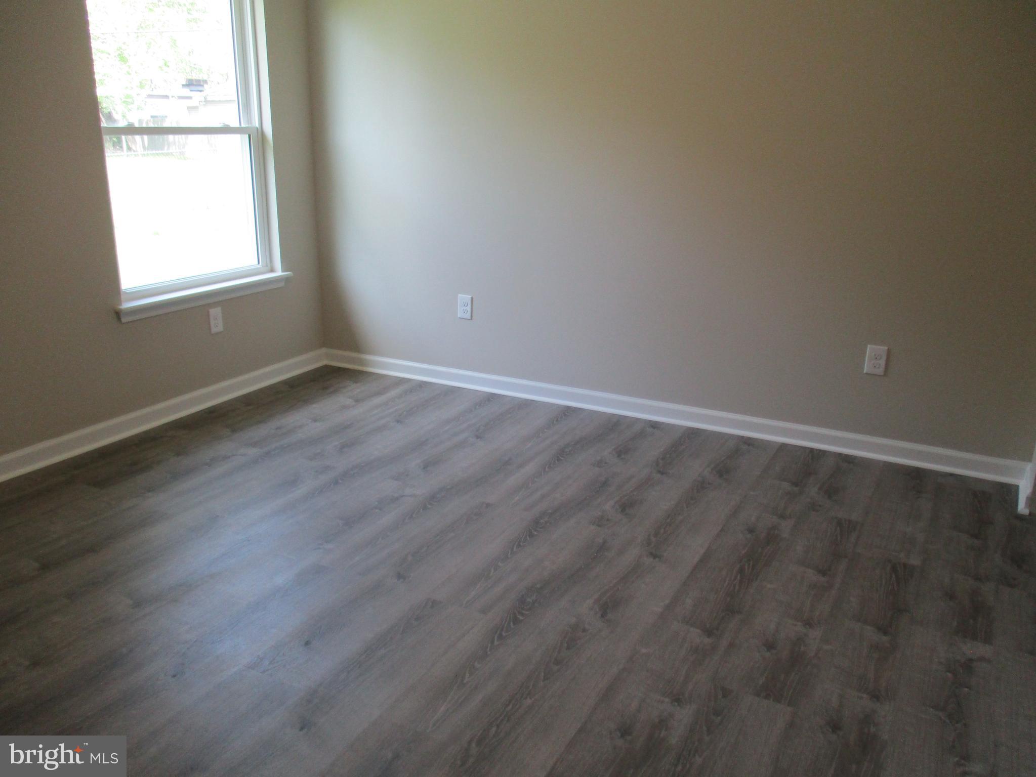 109 Border Rock Road Levittown, PA 19057 - Photo 36 of 51 Gallery Image 36