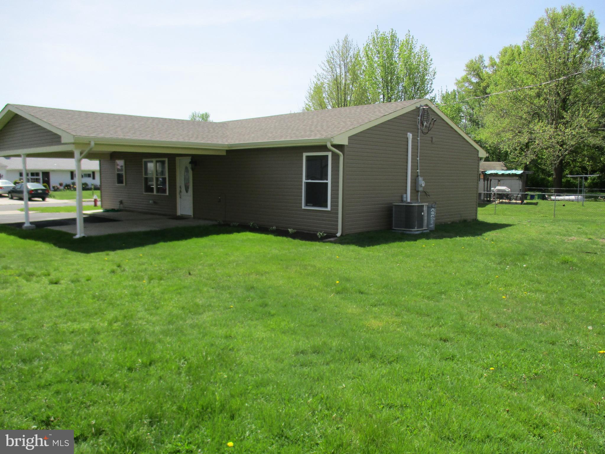 109 Border Rock Road Levittown, PA 19057 - Photo 42 of 51 Gallery Image 42